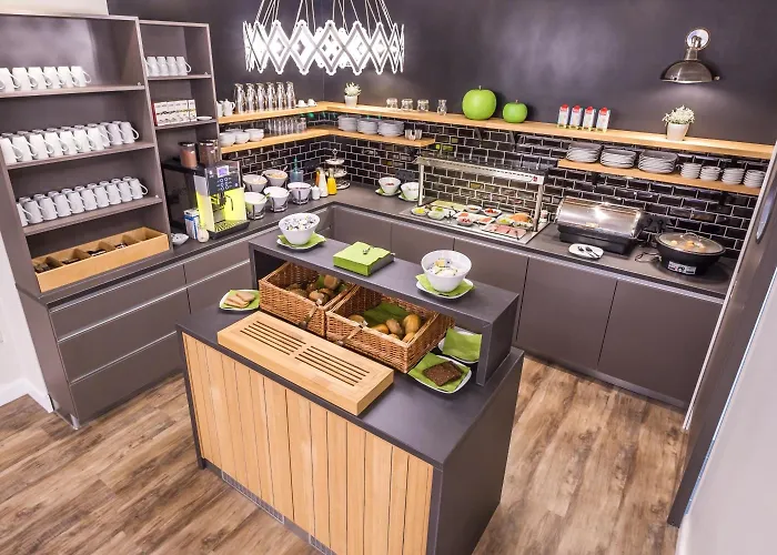 Burghotel Отель